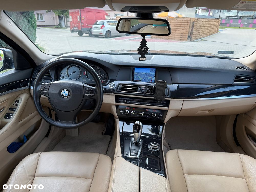 BMW Seria 5 - 11