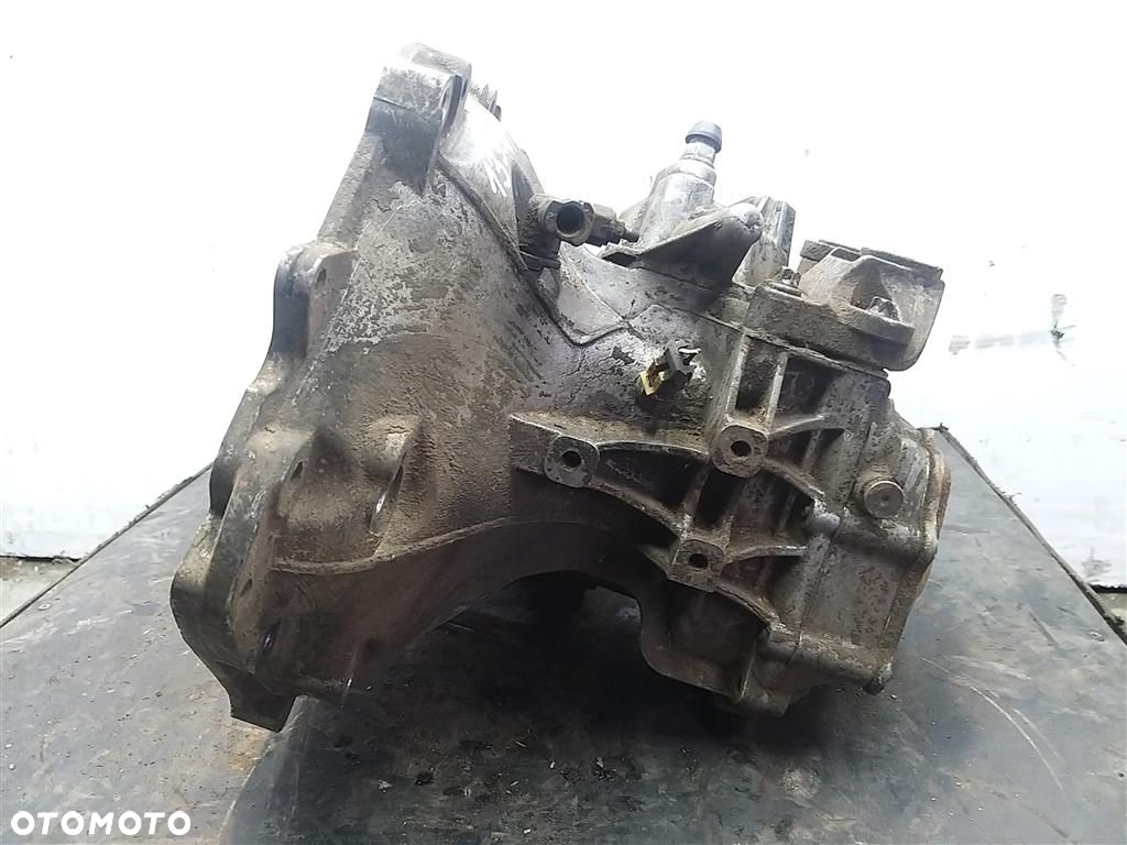 Skrzynia biegów Manualna Opel Combo C 1.3CDTI 69KM 2001-2011 KOD:F17W394 - 2