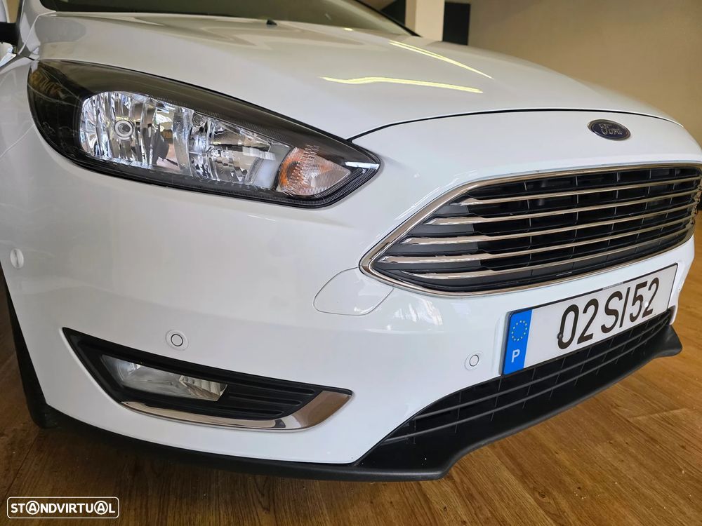 Ford Focus 1.0 SCTi Titanium - 16