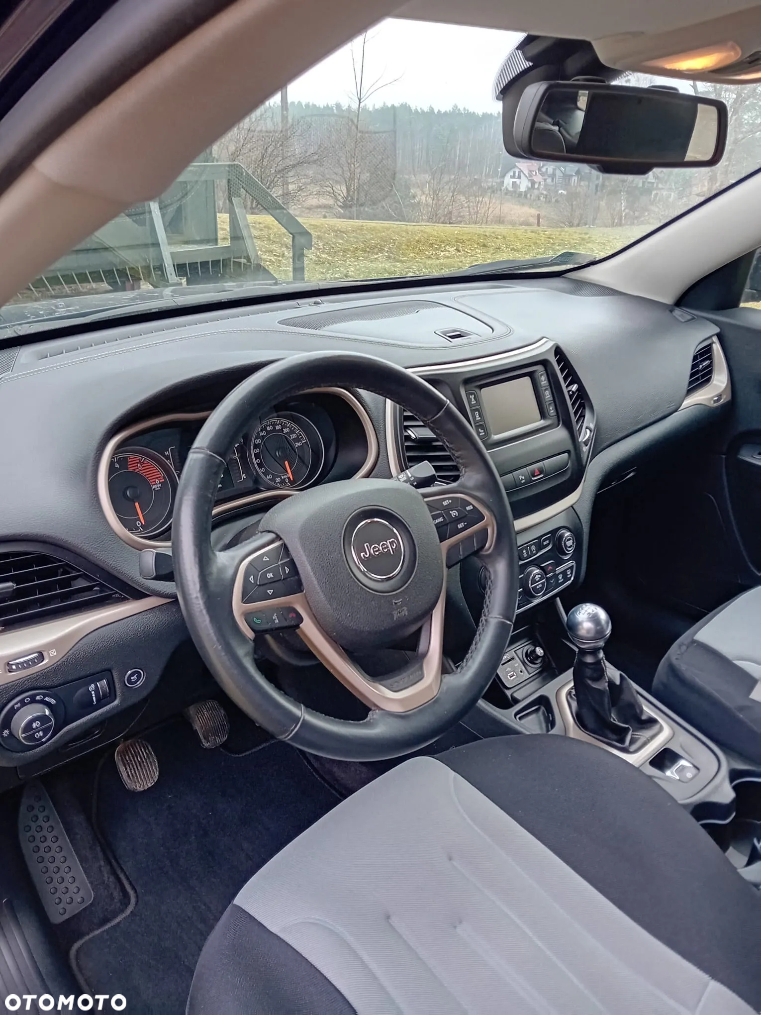 Jeep Cherokee 2.0 MJD 4x2 Longitude - 7