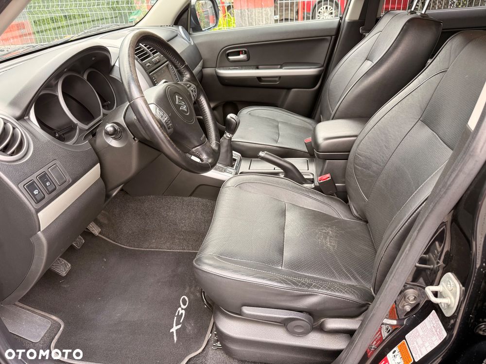 Suzuki Grand Vitara 1.9 DDiS De Luxe - 11