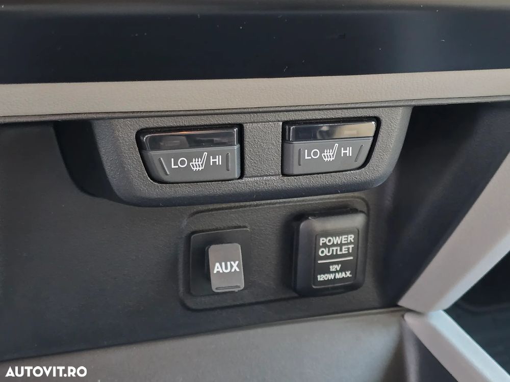 Honda Civic 1.8 i-VTEC MT Elegance Winter Pack - 25