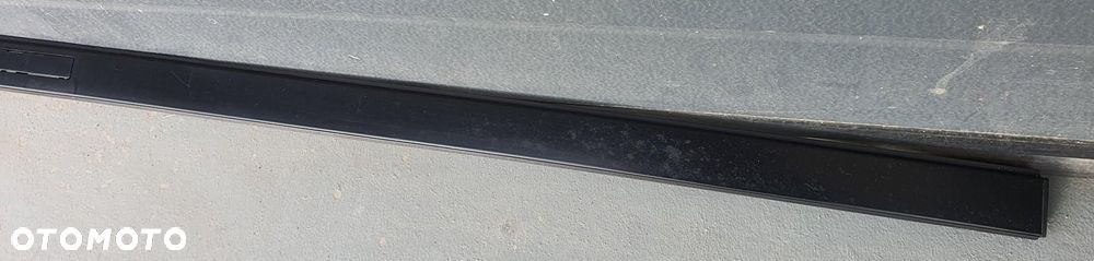 LISTWA DACHOWA DACHU LEWA MERCEDES W246 A2466903582 - 2