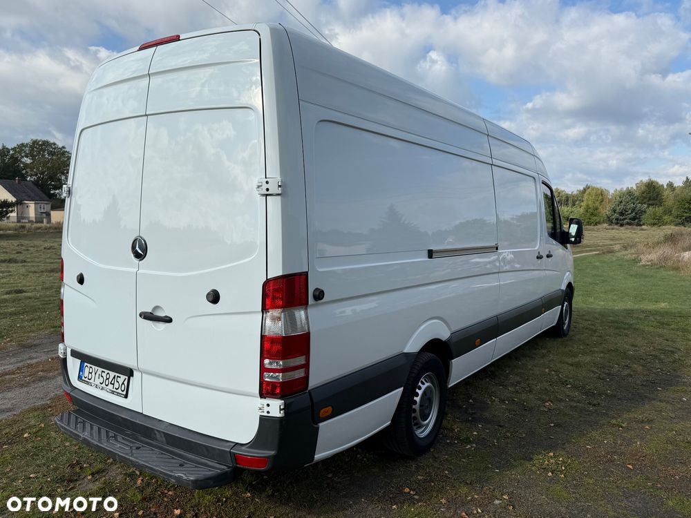 Mercedes-Benz Sprinter - 5
