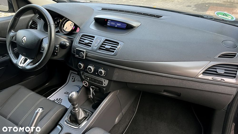 Renault Megane ENERGY dCi 110 Start & Stop Paris Business - 6