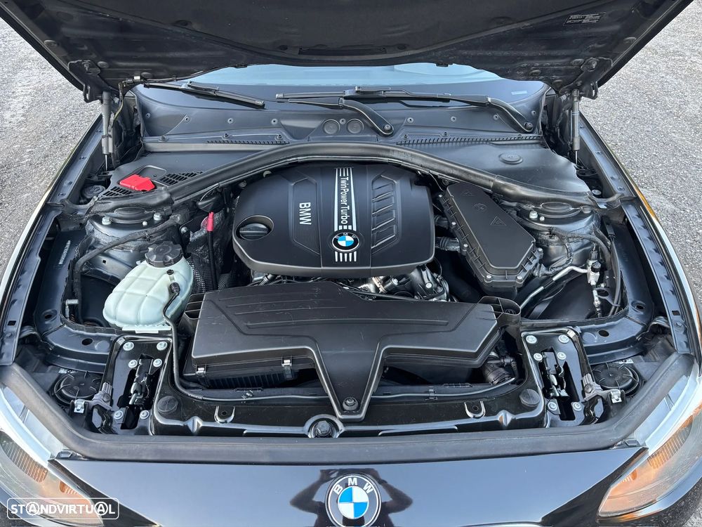 BMW 118 dA Line Sport - 8