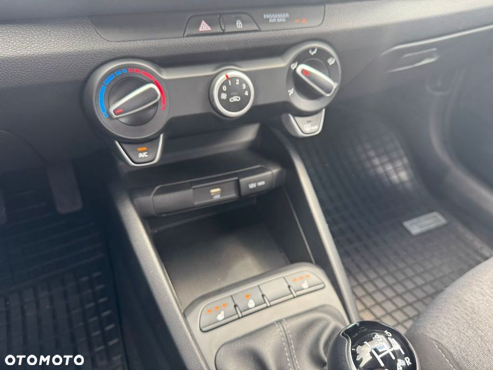 Kia Stonic 1.2 M - 14