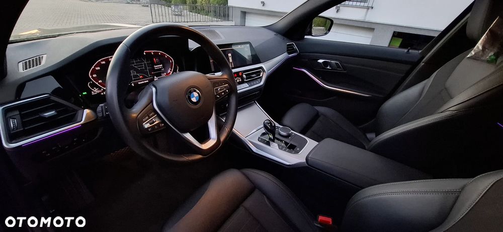 BMW Seria 3 320d Sport Line - 5