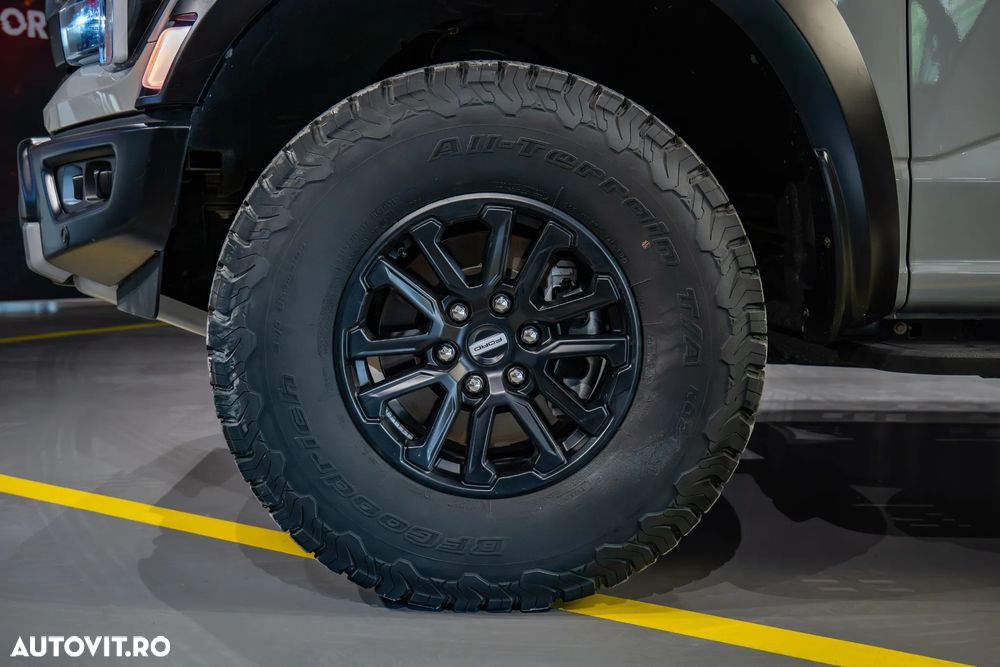 Ford Raptor - 8
