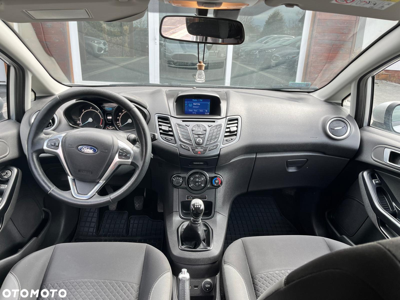Ford Fiesta 1.5 TDCi Silver X Plus - 11