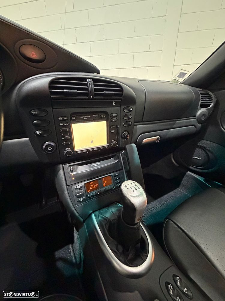 Porsche 911 (996) Carrera 4 S - 21