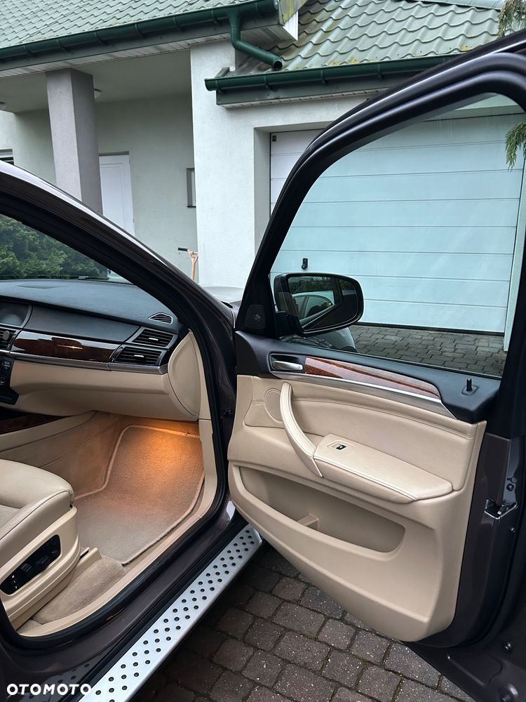 BMW X5 xDrive35d - 18