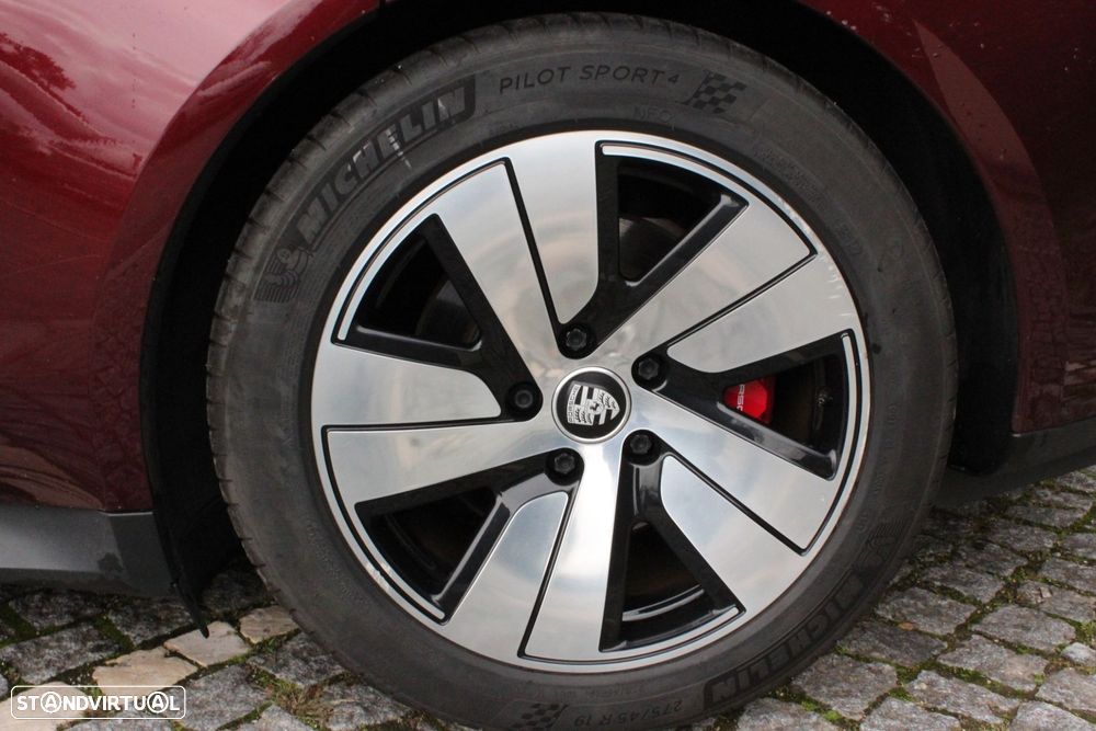 Porsche Taycan 4S - 16