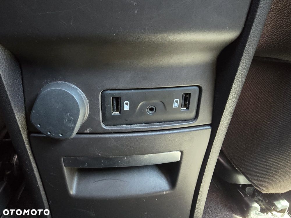 Renault Espace 1.8 TCe Energy Magnetic EDC 7os - 28