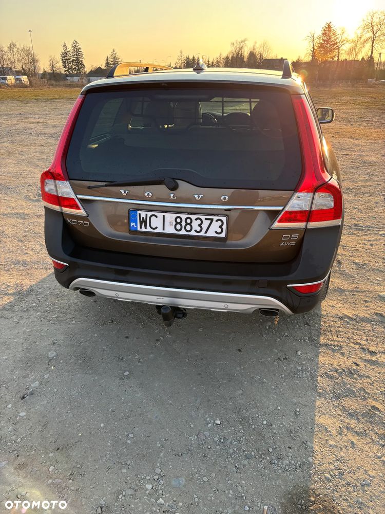 Volvo XC 70 D5 AWD Dynamic Summum - 6