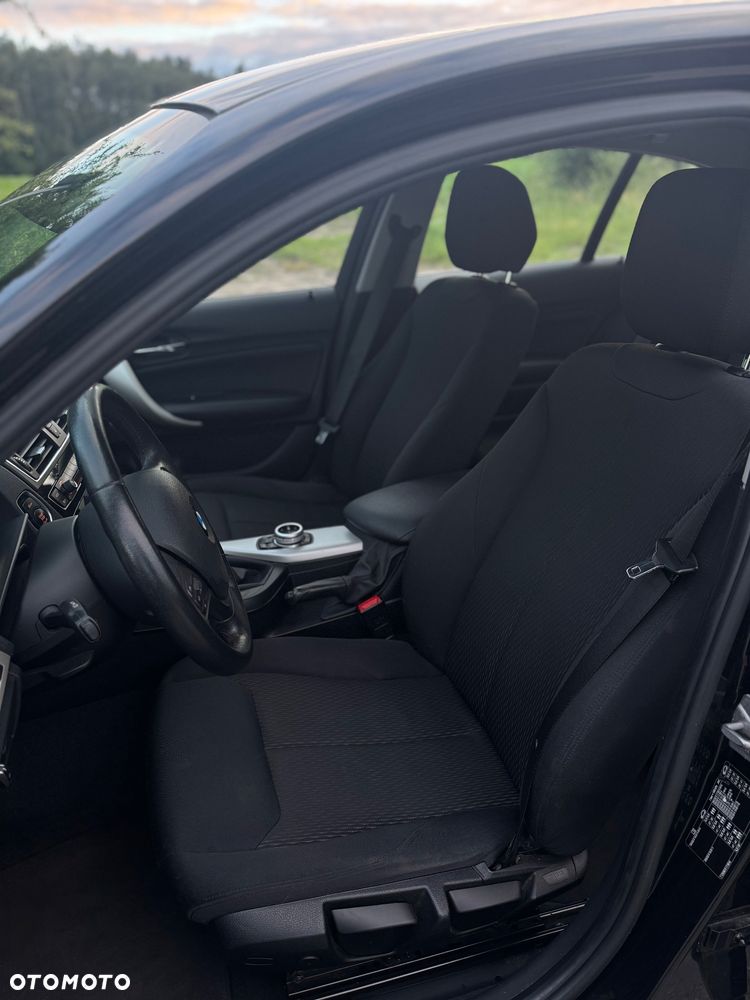 BMW Seria 1 - 17