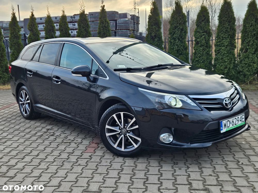 Toyota Avensis 1.8 Premium - 2