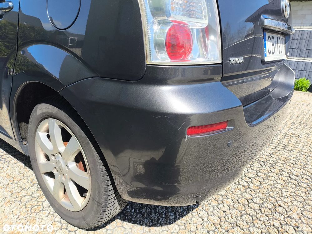 Toyota Corolla Verso 1.8 Sol 7os - 9