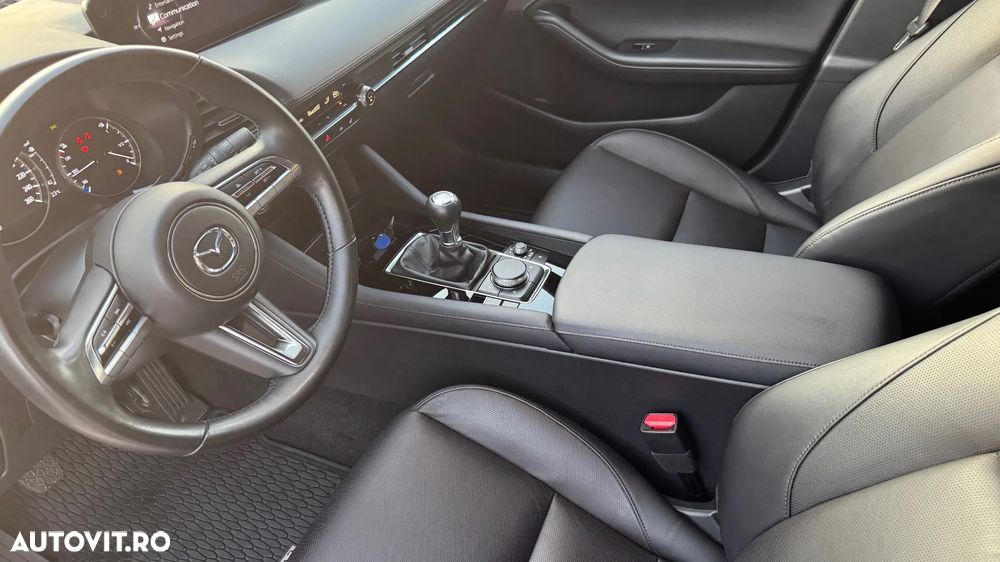 Mazda 3 - 11