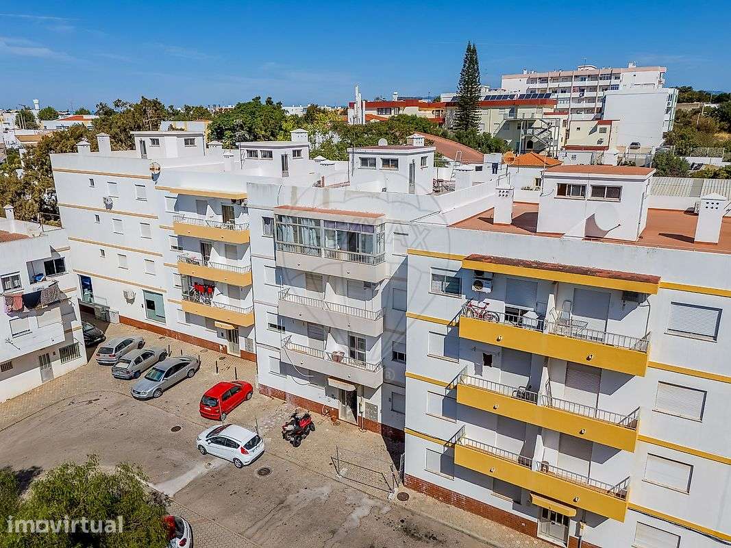 Apartamento T1 para venda - Grande imagem: 2/17