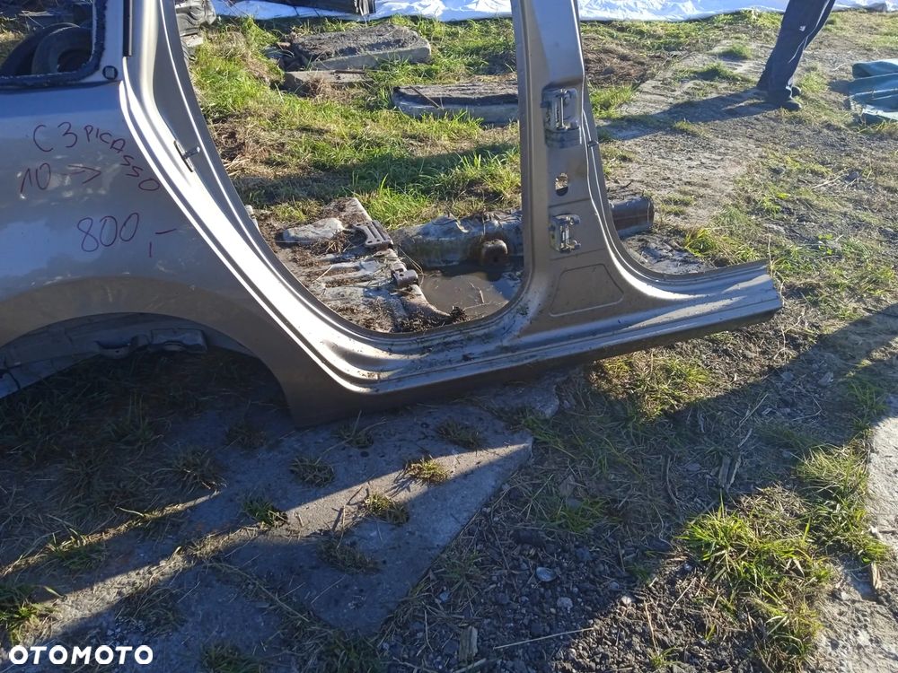 BŁOTNIK TYŁ Z PROGIEM   CITROEN C3 PICASSO 08-16 - 2