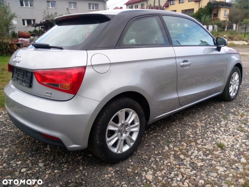 Audi A1 3-drzwiowe 1.6 TDI Ambition S tronic - 4