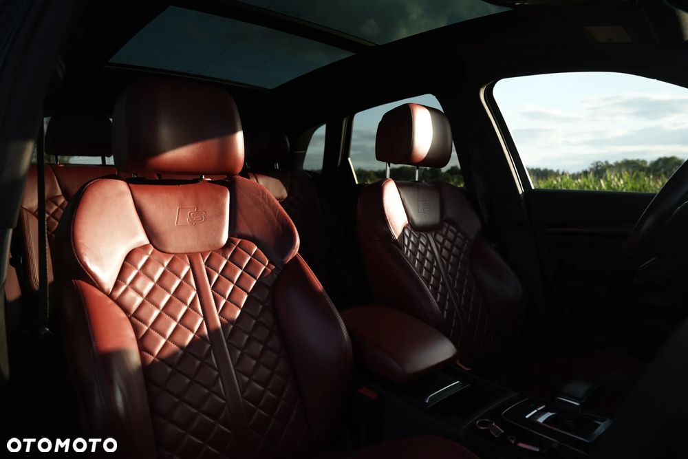 Audi SQ5 - 16