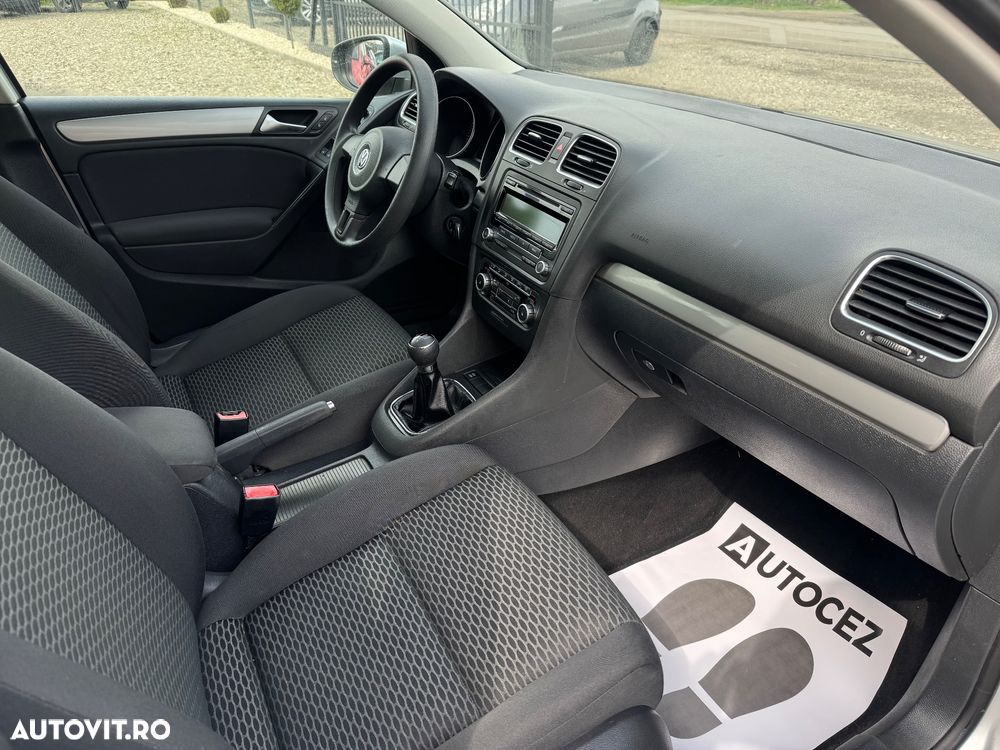 Volkswagen Golf 1.6 Highline - 13