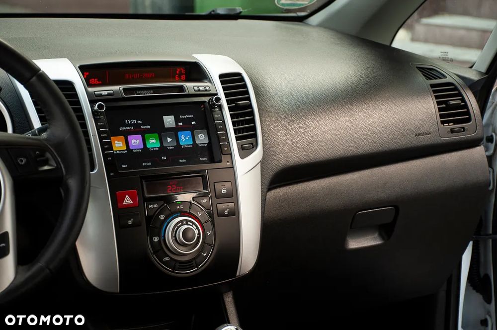 Kia Venga 1.4 CVVT Titanium Collection - 27
