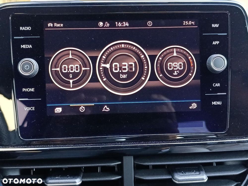 Volkswagen T-Roc - 40