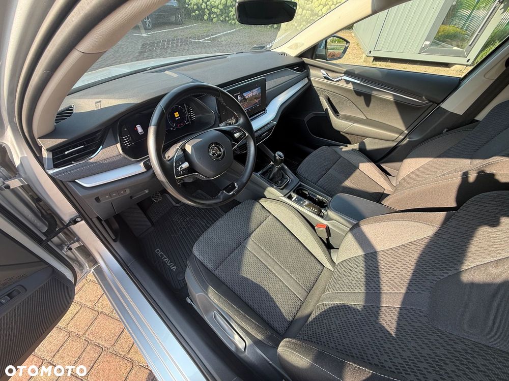 Skoda Octavia 1.5 TSI ACT Style - 3