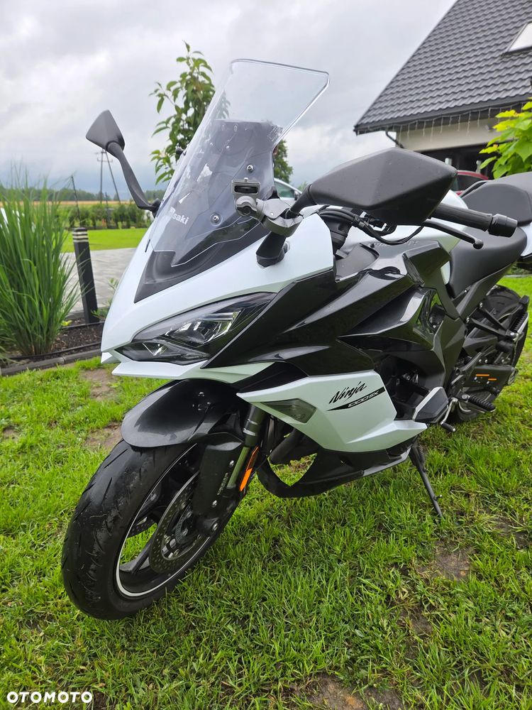 Kawasaki Ninja 1000 SX - 3