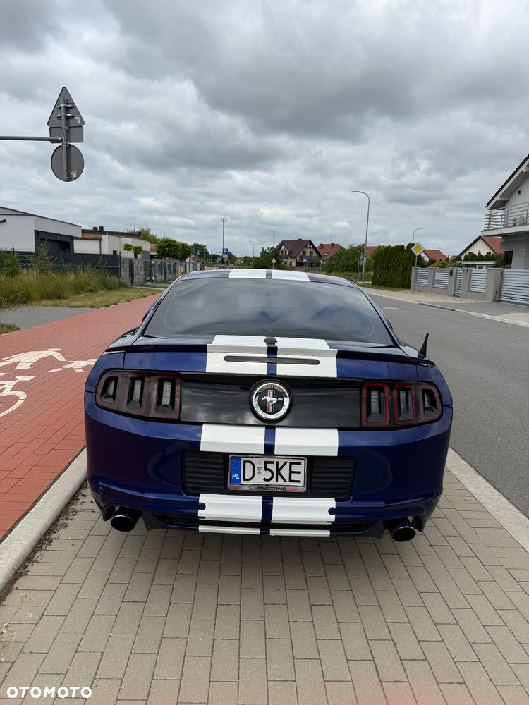 Ford Mustang 3.7 V6 Premium - 6
