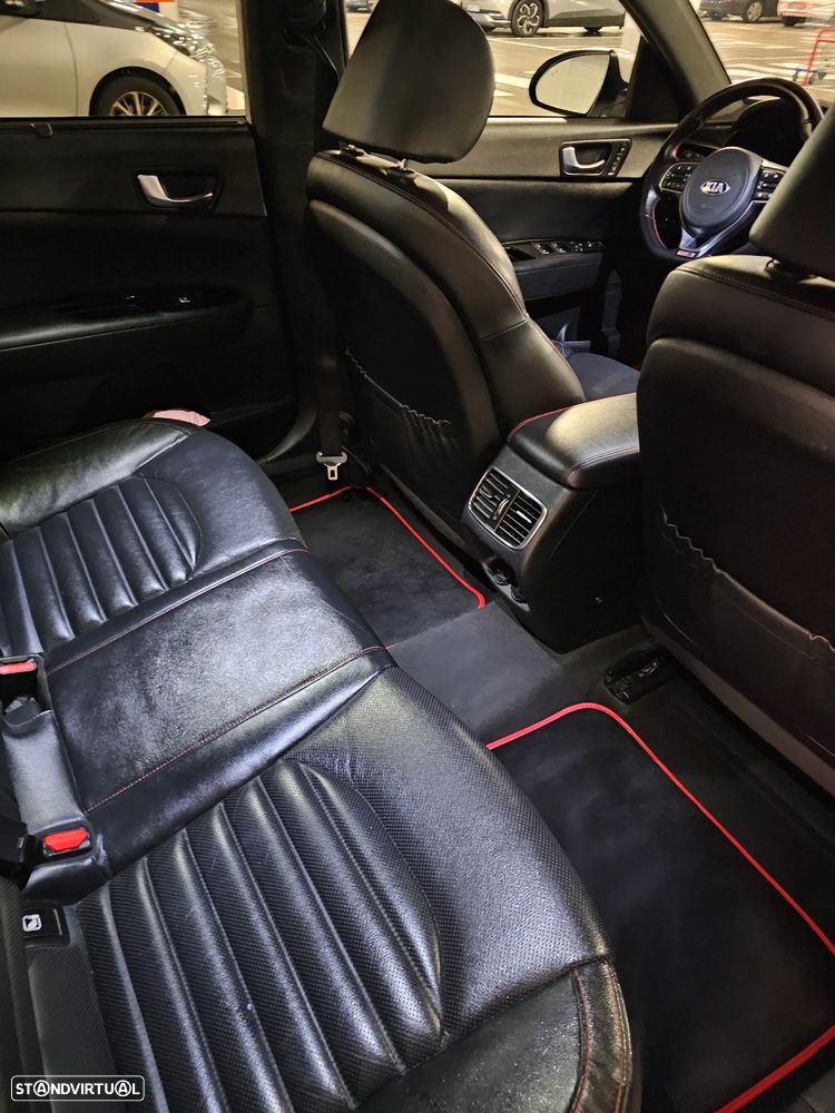 Kia Optima SW 1.7 CRDi GT Line 7DCT - 7