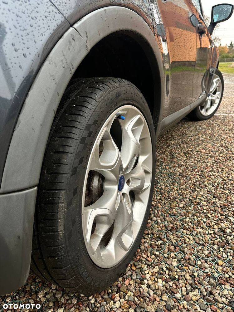 Ford Kuga 2.0 TDCi 4x4 Titanium - 9