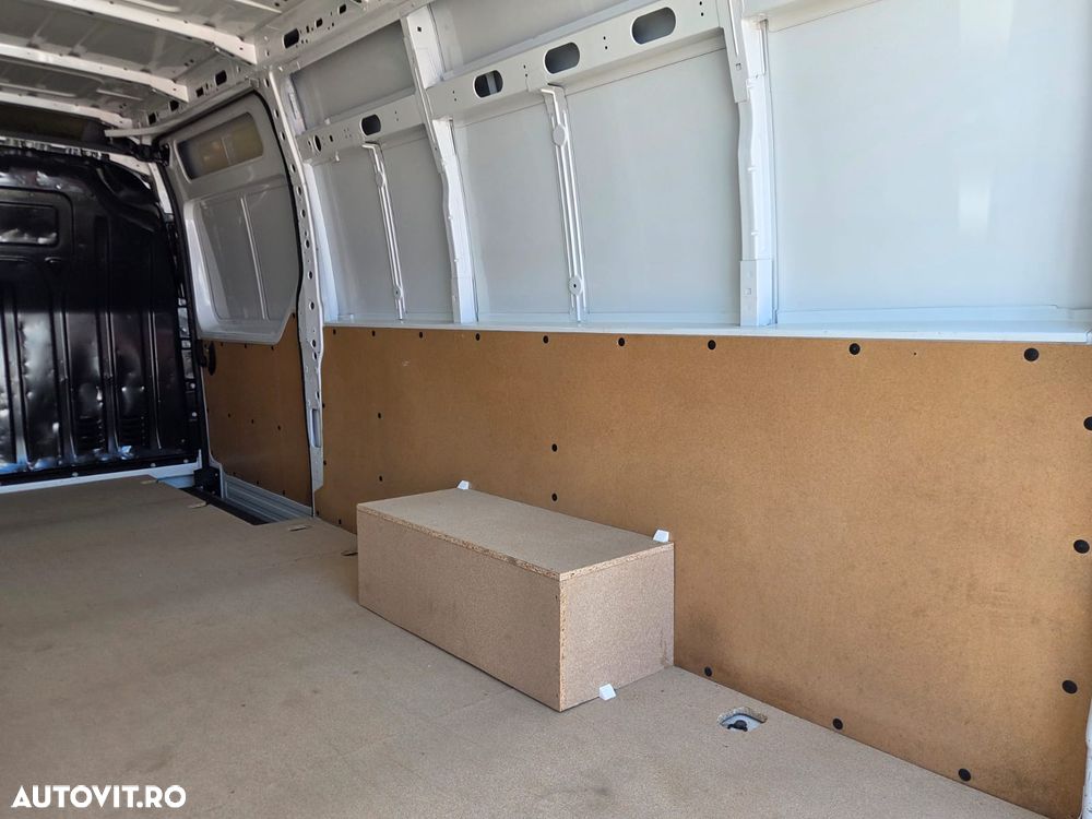 Renault New Master Axa Dubla L5H3 - 14