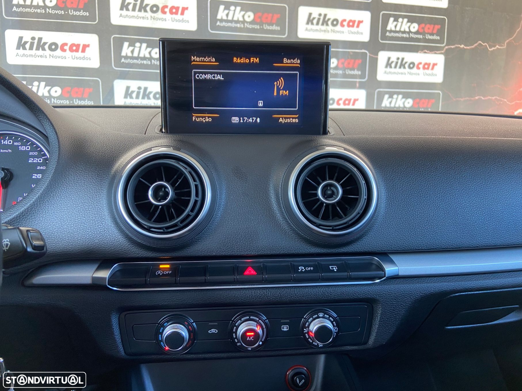 Audi A3 Limousine 1.6 TDI Attraction S tronic - 14