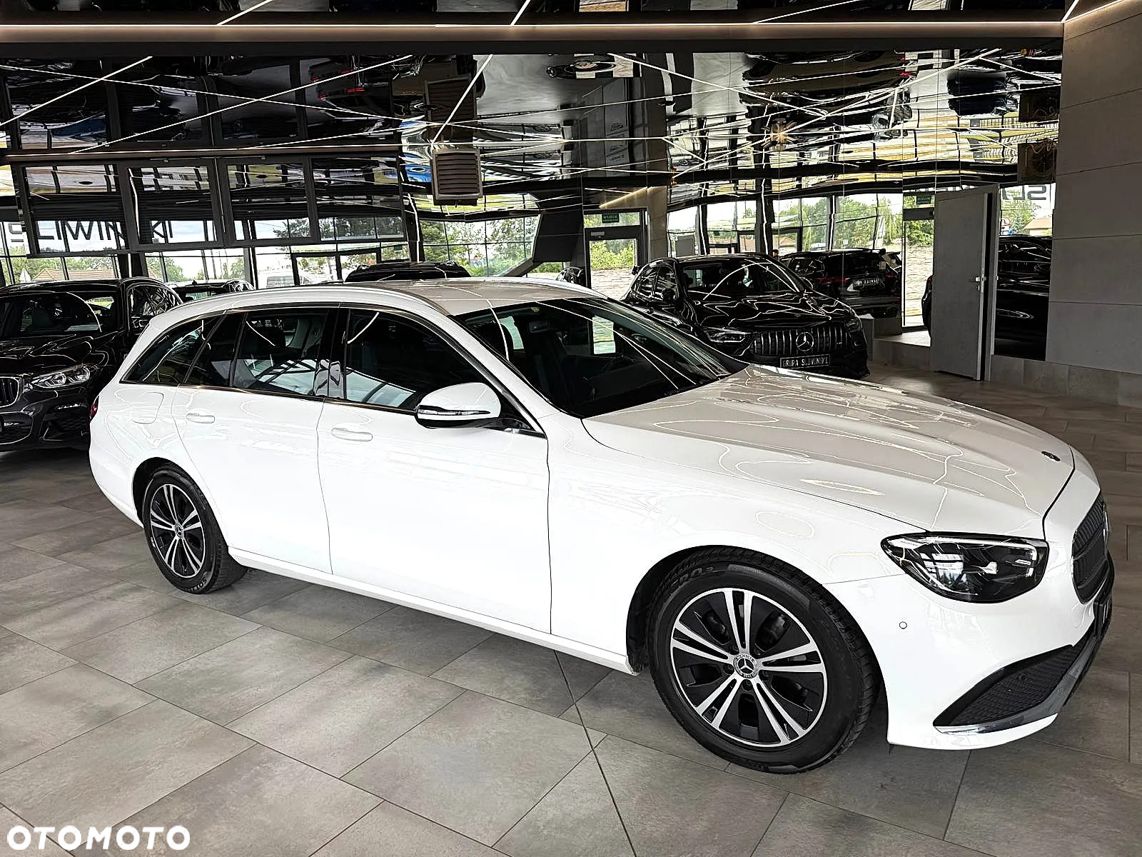 Mercedes-Benz Klasa E 200 d T 9G-TRONIC Avantgarde - 11