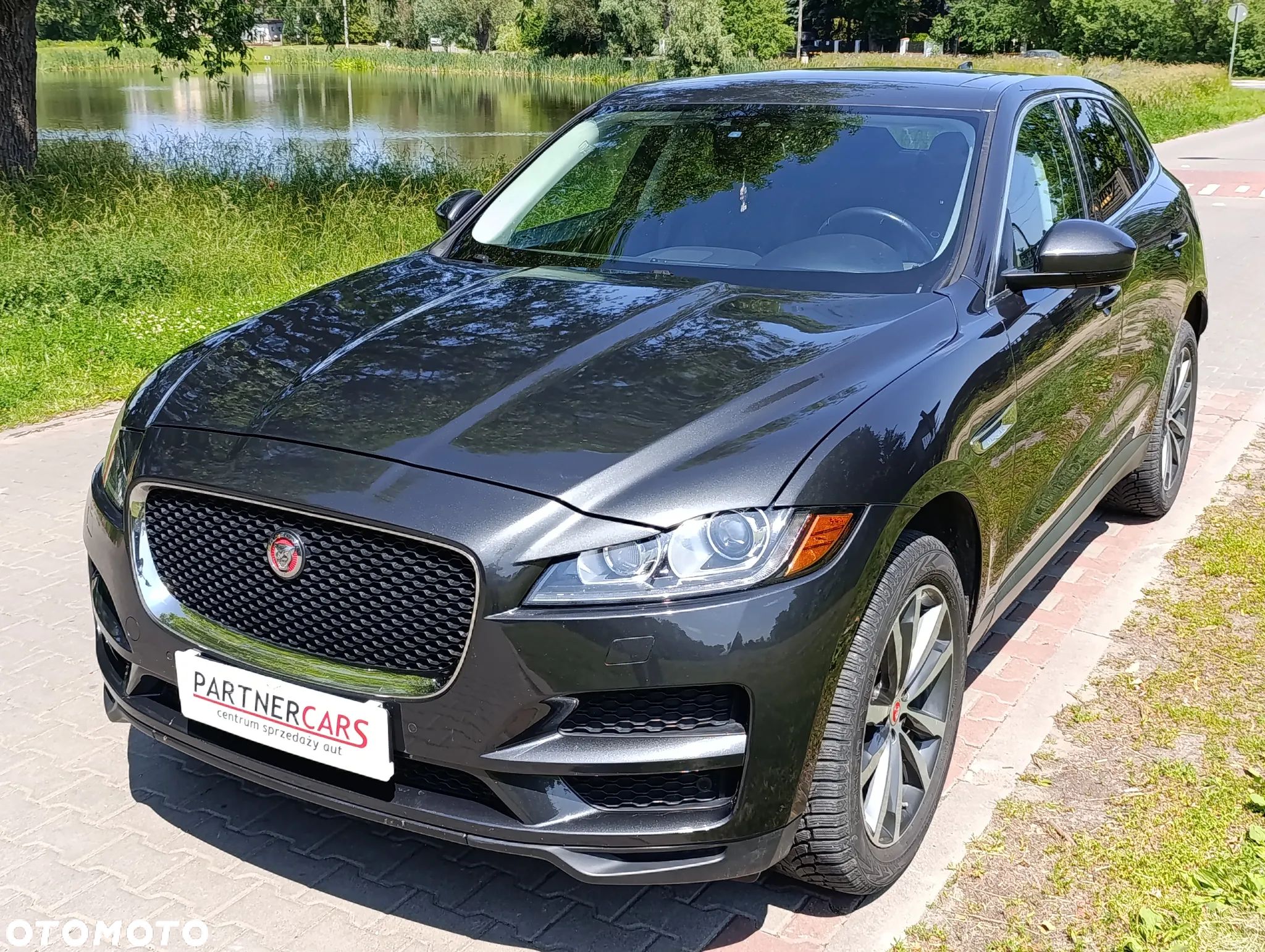 Jaguar F-Pace 2.0 i4P AWD Prestige - 1