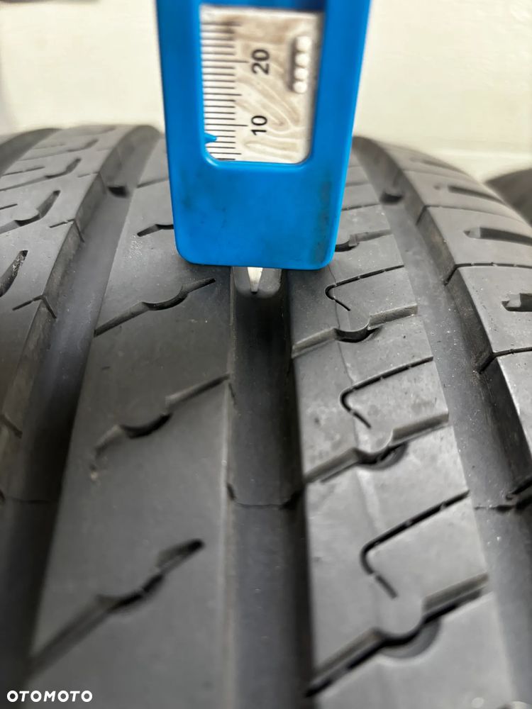 Opony letnie Barum Bravuris 5 - 215/55R17 - 3