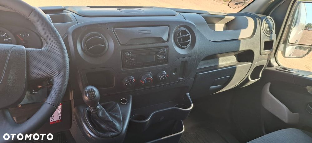 Nissan NV400 - 18