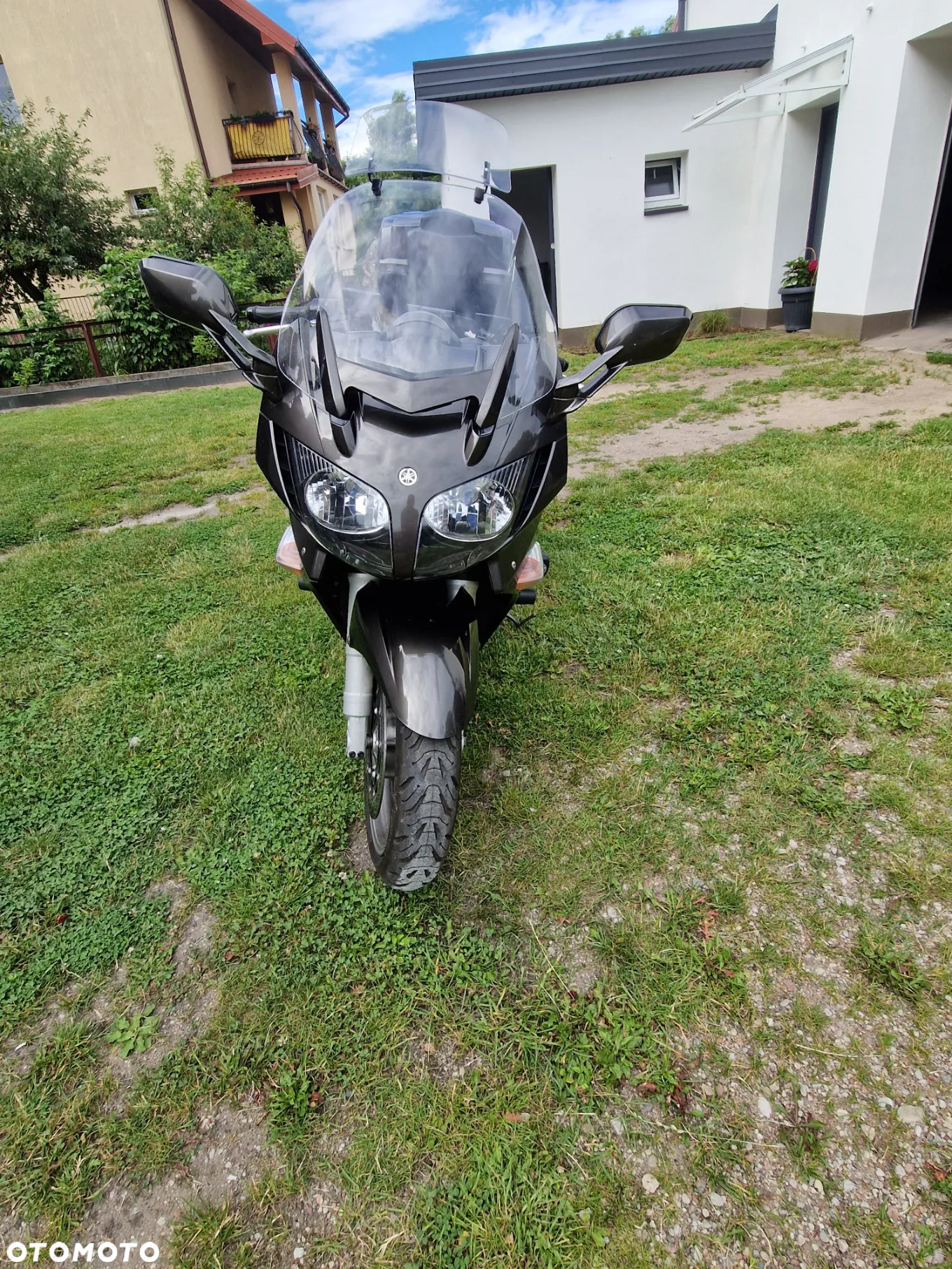 Yamaha FJR - 10