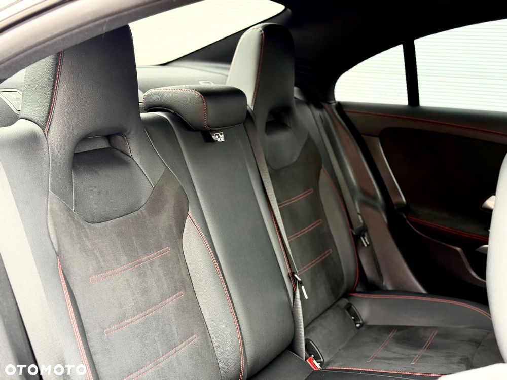 Mercedes-Benz CLA 180 d 7G-DCT AMG Line - 34
