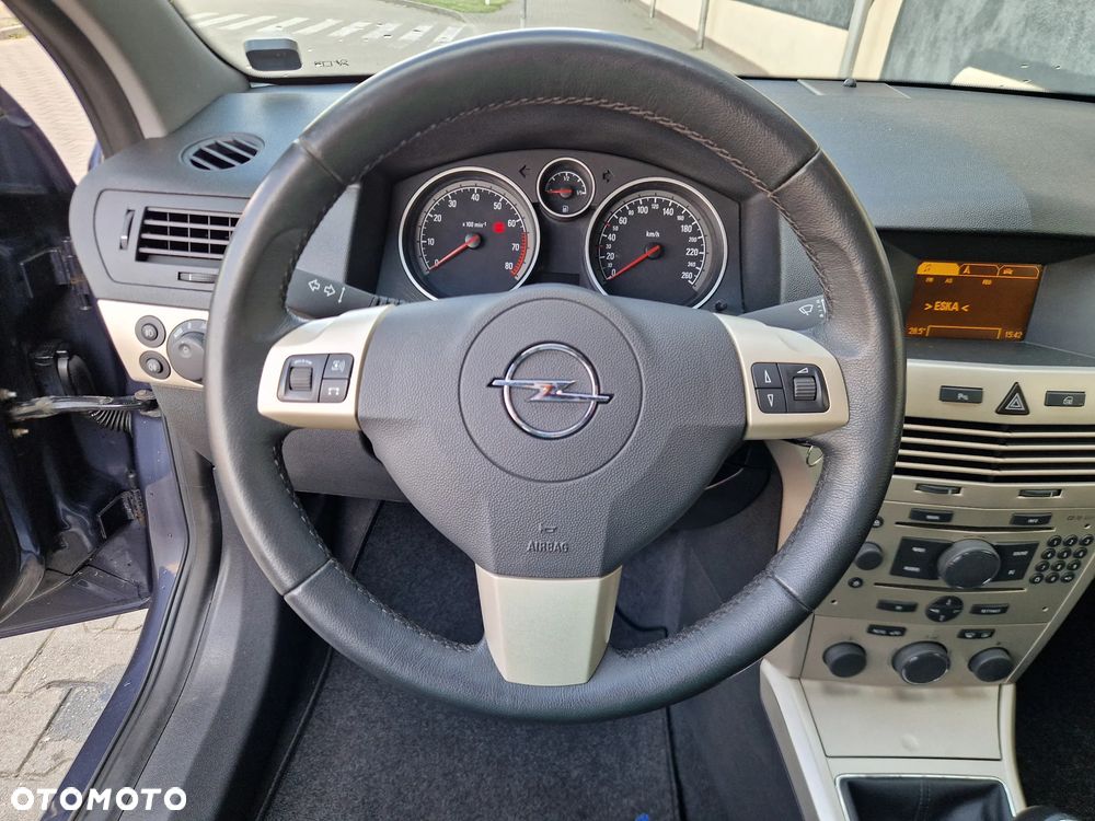 Opel Astra 1.6 Sport - 39