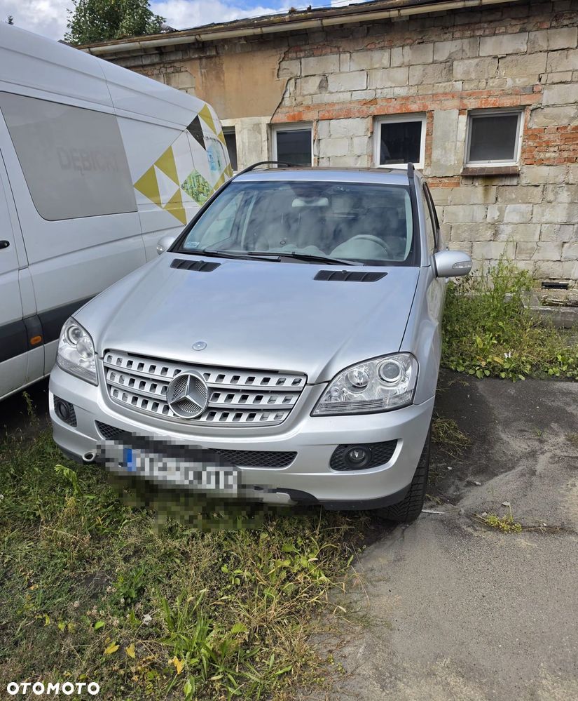Mercedes-Benz ML - 1