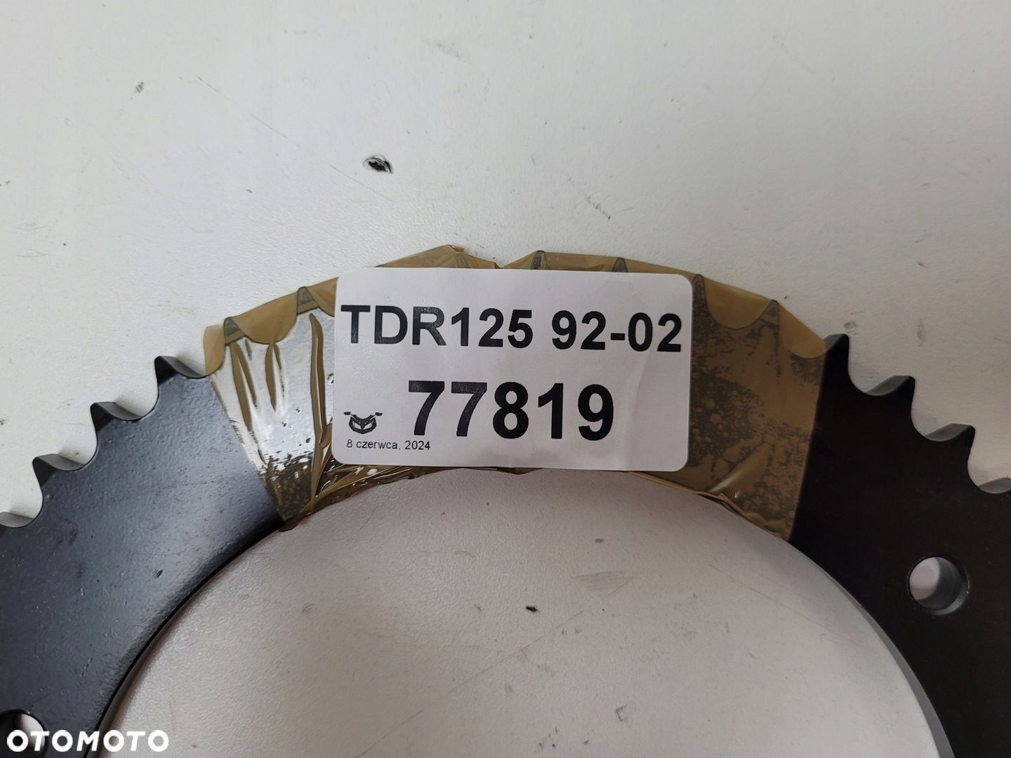 YAMAHA DT 125 TDR 125 WR125 ZĘBATKA NAPĘDOWA TYŁ 53T 428 - 6