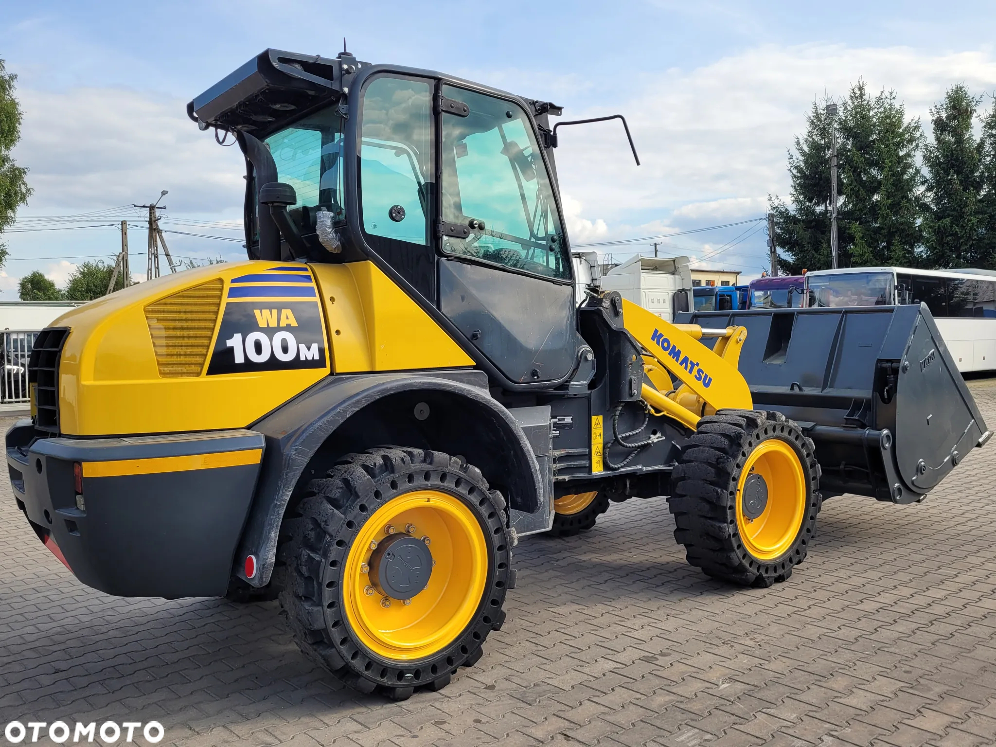 Komatsu WA 100M / SPROWADZONA Z FRANCJI/ 6 300 MTH / 2015 ROK / 90 KM - 6