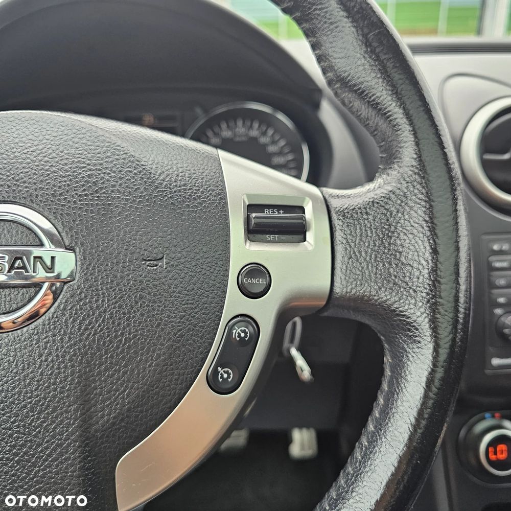 Nissan Qashqai - 15