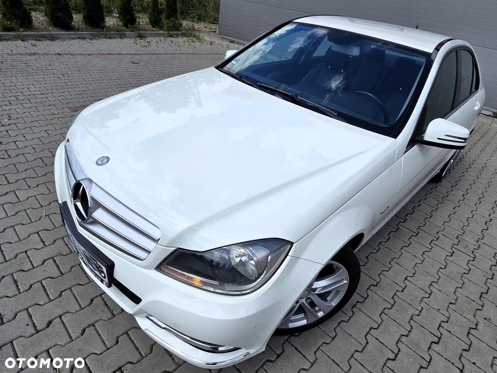Mercedes-Benz Klasa C 180 CGI Automatik BlueEFFICIENCY SPORT EDITION - 3