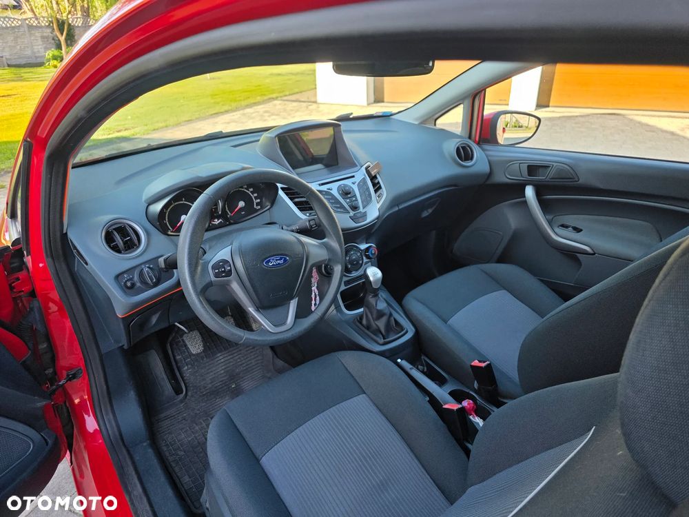 Ford Fiesta 1.25 Ambiente - 9